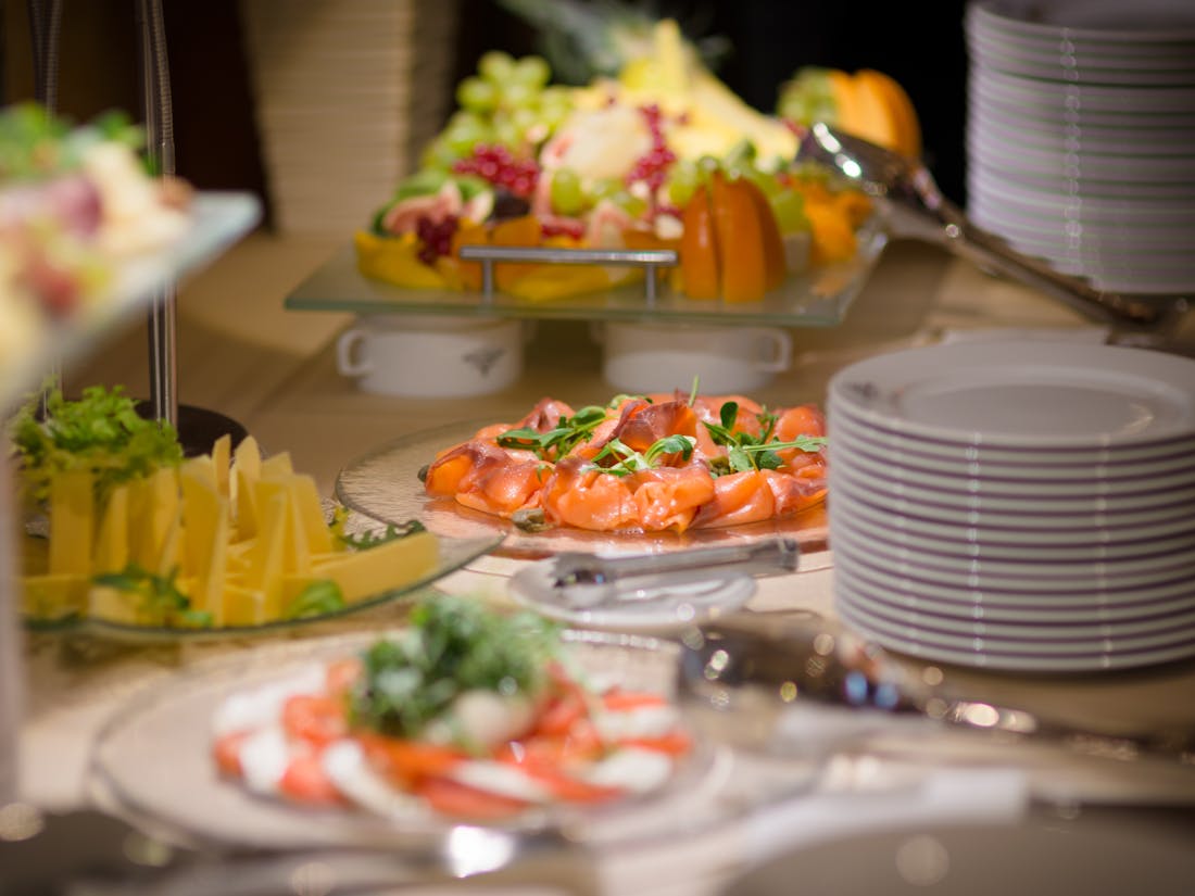 An elegantly arranged catered event spread, the kind of work Catertoo is built to help run.
